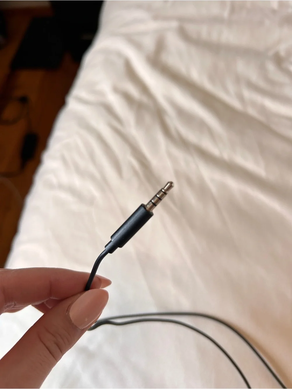 Original IPhone Black Lightning to 3.5mm Aux Audio Cable